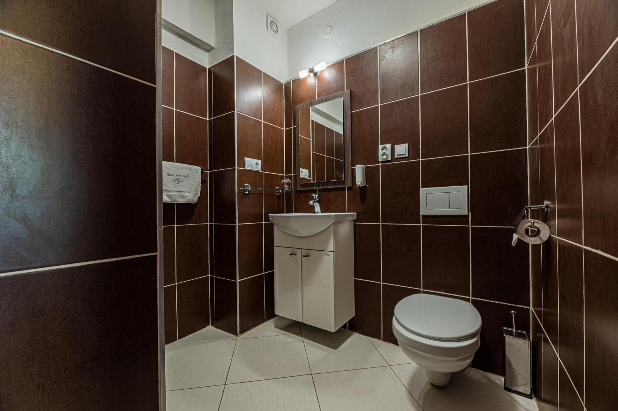 Spišské Tomášovce Grand Hotel Rooms المظهر الخارجي الصورة