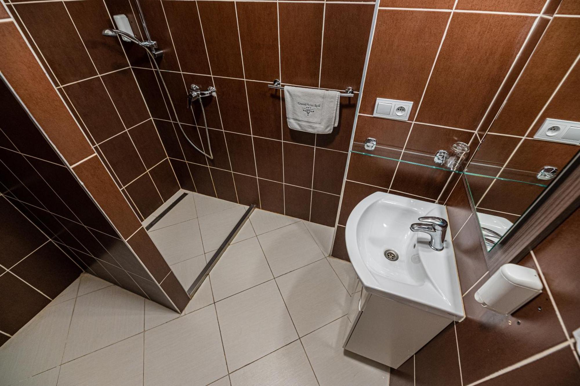 Spišské Tomášovce Grand Hotel Rooms المظهر الخارجي الصورة